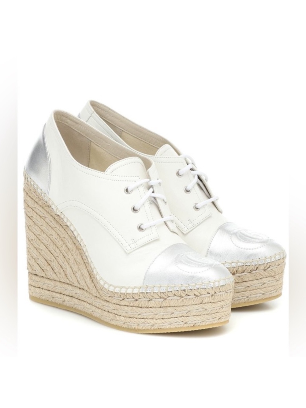 Sz 37.5 GUCCI Pilar White and Silver Espadrille Wedges GREAT condition